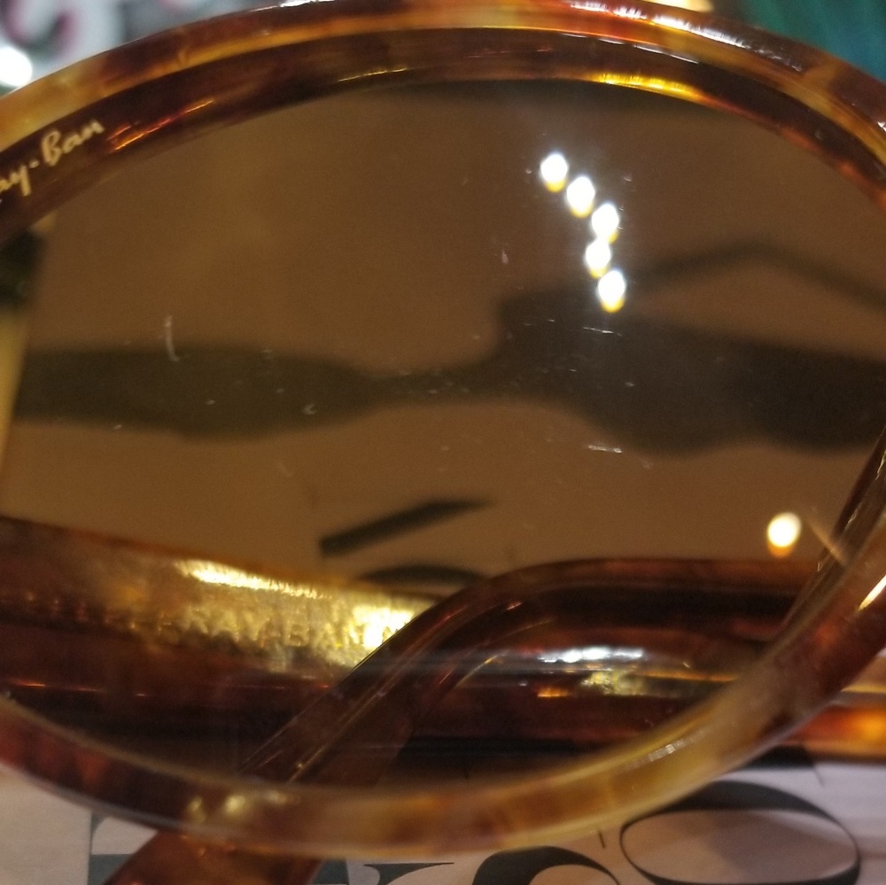 Ray-Ban B&L EUC Tortoise Ritual Sunglasses - Picture 8 of 8